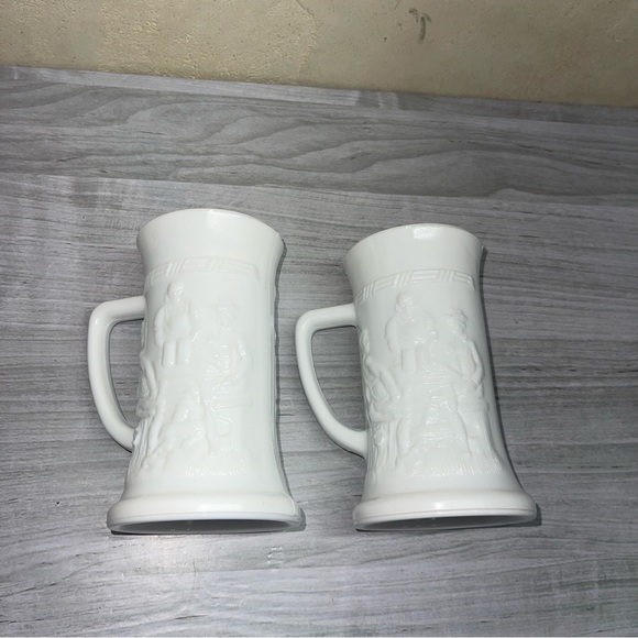 Tiara Exclusive White Milk Glass Mug #10575 In Box Set of 2 Vintage - Picture 7 of 14